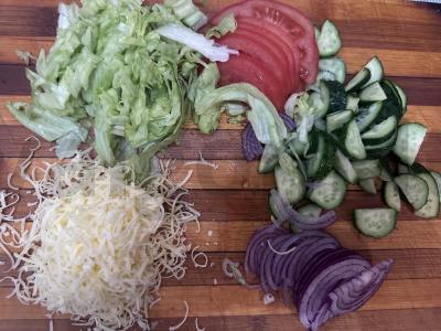 Namų šašlykas su daržovėmis, sūriu ir grietine Žingsnis 2