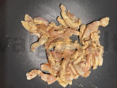 Namų šašlykas su daržovėmis, sūriu ir grietine Žingsnis 4