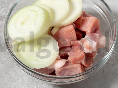 Kepta kiauliena marinate Žingsnis 1