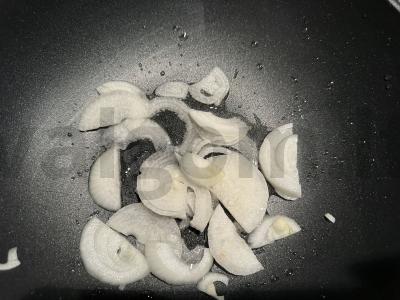 Baklažanai su paprikomis ir pupelėmis Žingsnis 3