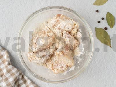 Troškinta menkė su morkomis ir svogūnais Žingsnis 4