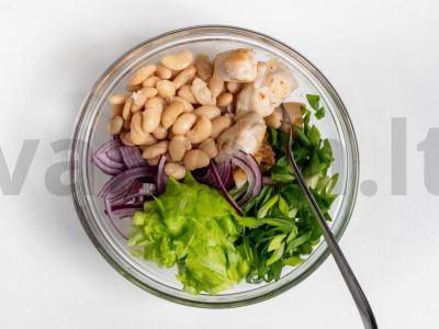 Pupelių ir vištienos salotos Žingsnis 8