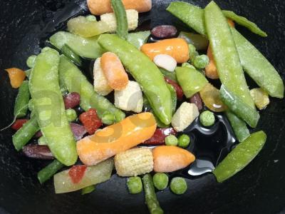 Kvapnus jautienos steikas su Karibų daržovių garnyru Žingsnis 2