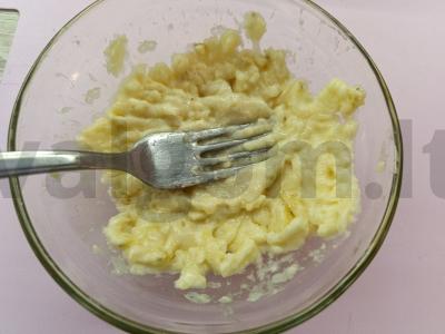 Desertas su raugintu pienu ir bananų piurė Žingsnis 2