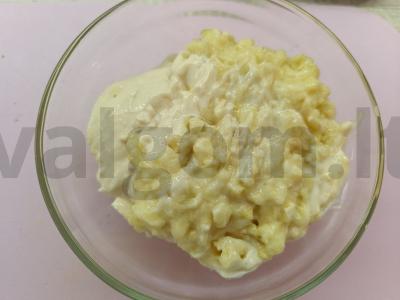 Desertas su raugintu pienu ir bananų piurė Žingsnis 3