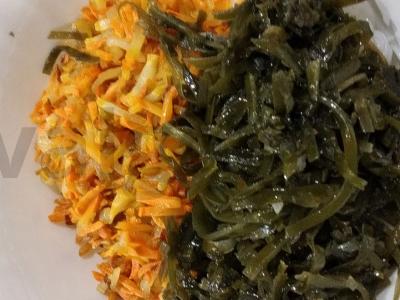 Puikus salotas su jūros kopūstais ir funčozomis Žingsnis 5