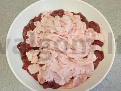 Kepeninė dešra su antis riebalais ir vištienos faršu Žingsnis 3