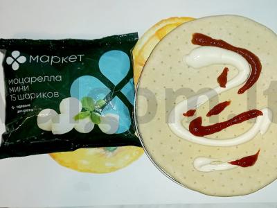 Pica su dešra ir mozzarella-mini Žingsnis 2