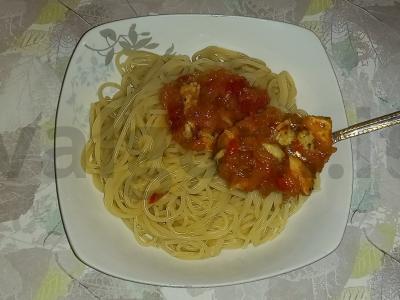 Spagečiai su vištienos filė lečo padaže su cukinija Žingsnis 7