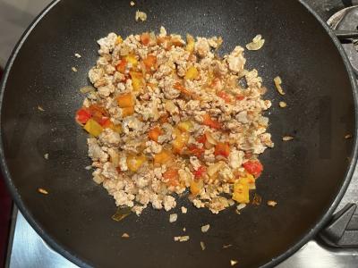 Farfalle su vištienos faršu Žingsnis 2