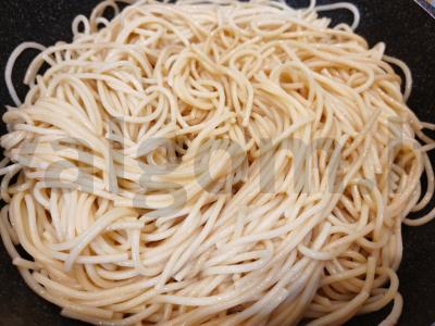 Azijietiški šimidži grybai su spagečiais Žingsnis 8