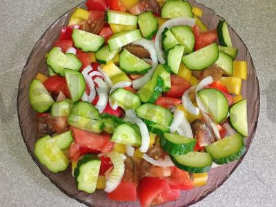 Daržovių salotas su feta sūriu ir citrina Žingsnis 4