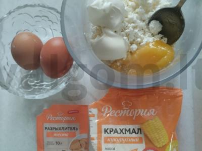 Varškės apkepas su džiovintais slyvomis be cukraus Žingsnis 1