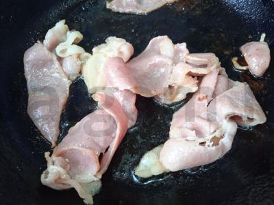 Kuskuso, bekono ir daržovių dubuo Žingsnis 3