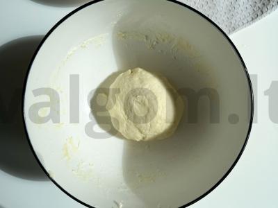 Kutaibai su žolelėmis ir feta sūriu Žingsnis 2