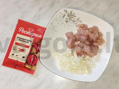 Baltųjų grybų sriuba su žalia karčioji pasta Žingsnis 1