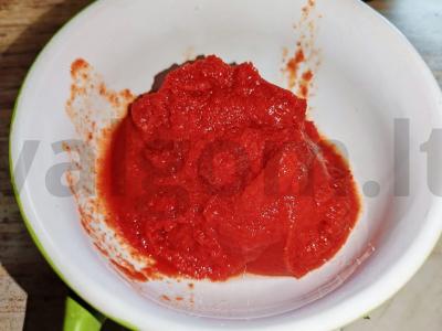 Raudonas padažas šašlykams Žingsnis 1