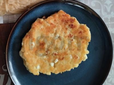 Baltymų paplotėlis su avinžirnių miltais pagrindine nuotrauka