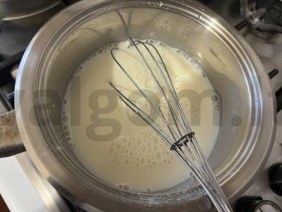 Švelnus užvirintas kremas su kondensuotu pienu Žingsnis 4