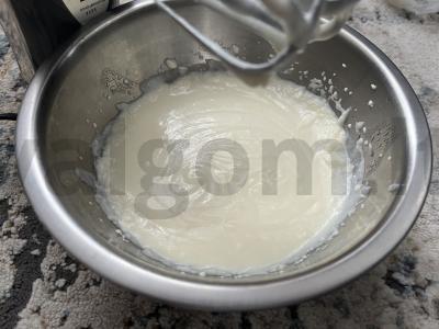 Švelnus užvirintas kremas su kondensuotu pienu Žingsnis 8