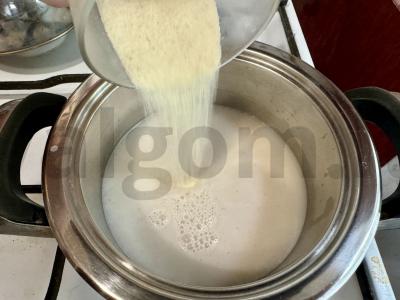 Manų košė augaliniame piene Žingsnis 3