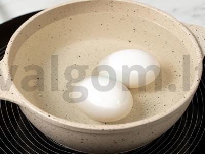 Tortilija su krabų lazdelėmis ir kiaušiniu Žingsnis 1