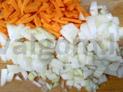 Birus ir kvapnus plovas lėtoje viryklėje Žingsnis 2