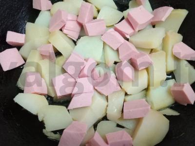 Ispaniška tortilija su virtomis dešromis ir sūriu Žingsnis 2