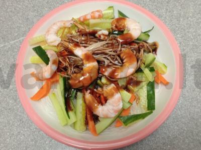 Aštrus funčozas su krevetėmis ir enoki grybais Žingsnis 9