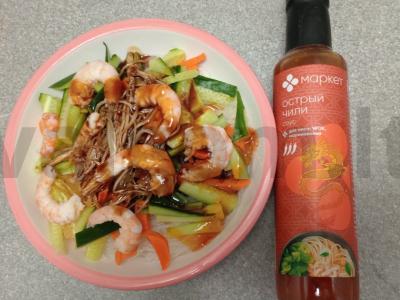 Aštrus funčozas su krevetėmis ir enoki grybais Žingsnis 10