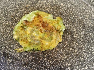 Daržovių kotletai iš brokolių ir cukinijų su sūriu Žingsnis 6