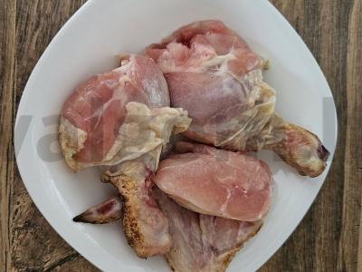 Vištiena ant grotelių su daržovėmis ir makaronais Žingsnis 1