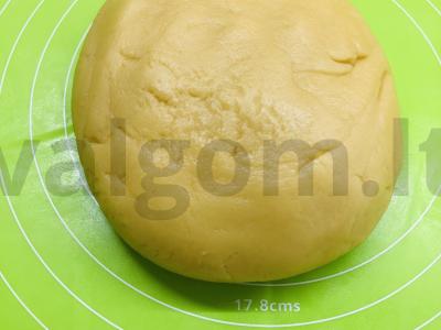 Riešutai su virta saldinta grietinėle arbatai Žingsnis 5