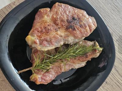 Keptas steikas su rozmarinu ir pomidorų spagečiais Žingsnis 7