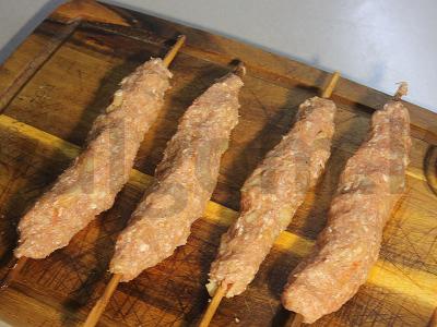 Lula kebabas su prieskoniais ir barbekiu padažu Žingsnis 4