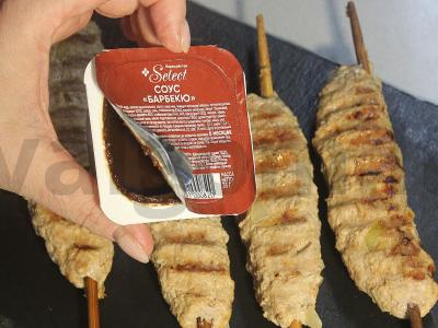 Lula kebabas su prieskoniais ir barbekiu padažu Žingsnis 7