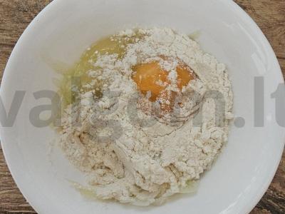 Kopūstų kotletai su kreminiu sūriu ir kiaušiniu Žingsnis 3