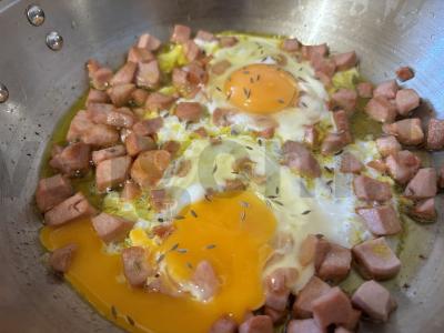 Kvapni kiaušinienė pusryčiams Žingsnis 4