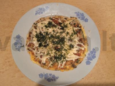 Baltymų pusryčiai su tunu ir kiaušiniu pagrindine nuotrauka