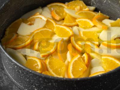 Obuolių ir apelsinų šarlotė Žingsnis 3