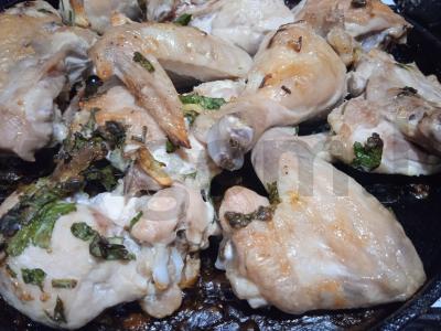 Kepta vištiena su vynuogių aliejumi ir petražolėmis Žingsnis 5