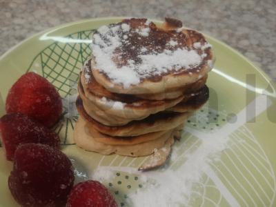 Blynai su jogurtu pagrindine nuotrauka