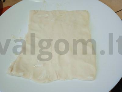 Sluoksniuoti pyragėliai su kiaulienos faršu ir jalapeño pipirais Žingsnis 1