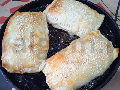 Sluoksniuoti pyragėliai su kiaulienos faršu ir jalapeño pipirais Žingsnis 7