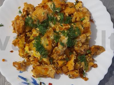 Žiedinės kopūstų ir vištienos filė apkepas pagrindine nuotrauka