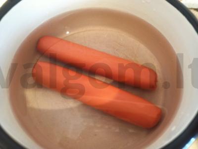 Kiaušinio vokas su marinuotų svogūnų ir dešrelių įdaru Žingsnis 2