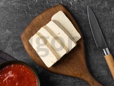 Karštas sumuštinis su tofu ir pomidorais Žingsnis 2