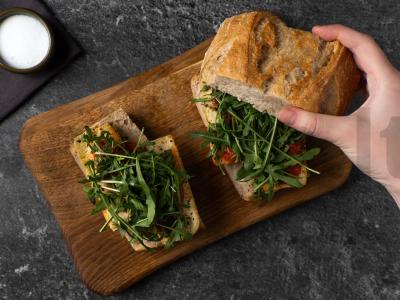 Karštas sumuštinis su tofu ir pomidorais Žingsnis 7