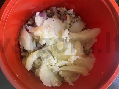 Bulvės su vištienos faršu ir kumpiu Žingsnis 6