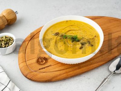 Moliūgų sriuba su lęšiais pagrindine nuotrauka